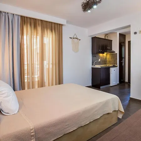 Studios Lotos Apartment *